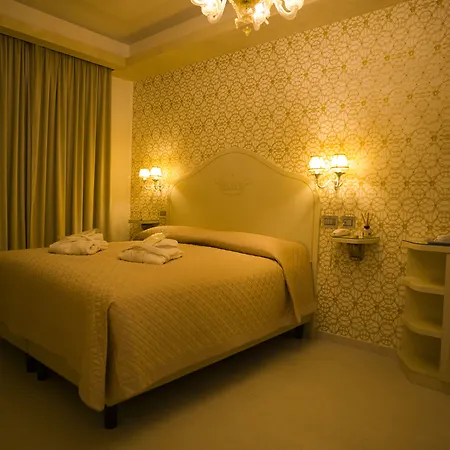 Leucosya Luxury 4* Salerno