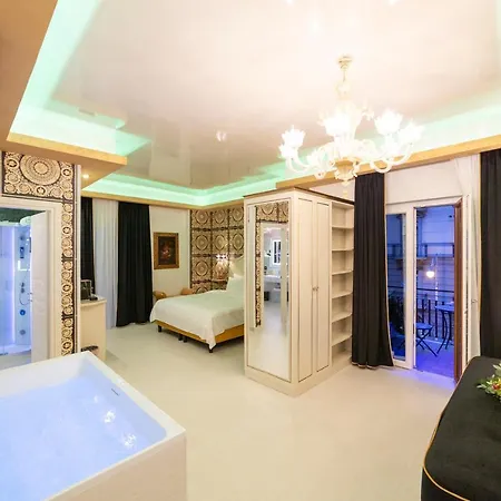 Leucosya Luxury