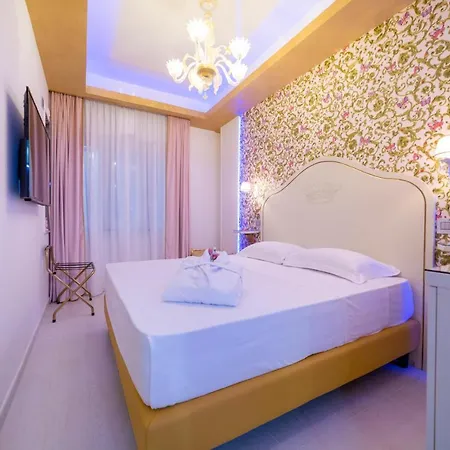 Leucosya Luxury *