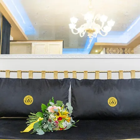 Leucosya Luxury