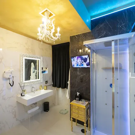 Leucosya Luxury