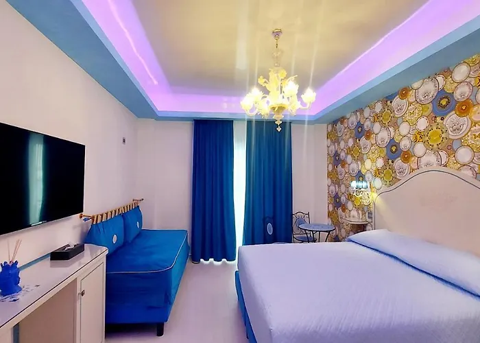 Leucosya Luxury 4* サレルノ