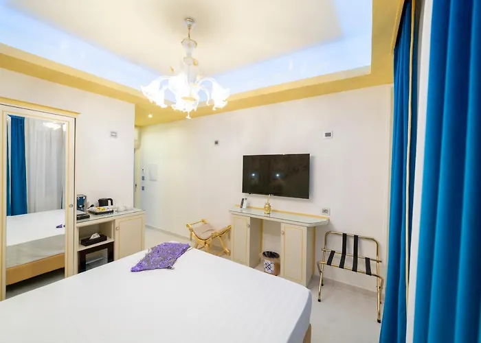 Leucosya Luxury 4* サレルノ