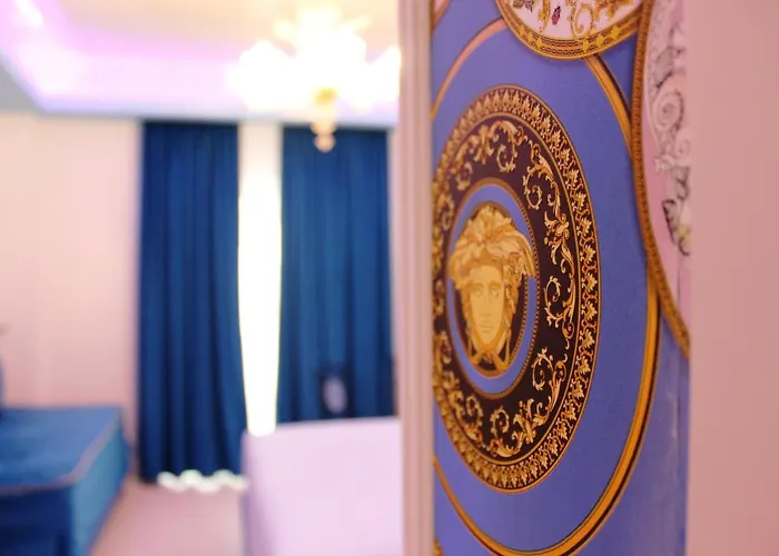 Leucosya Luxury ゲストハウス 4*