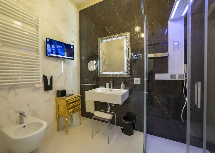 Leucosya Luxury サレルノ