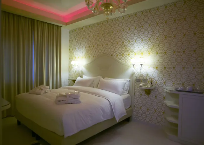 Leucosya Luxury ゲストハウス サレルノ